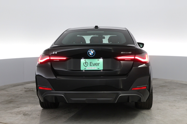 2023 BMW i4