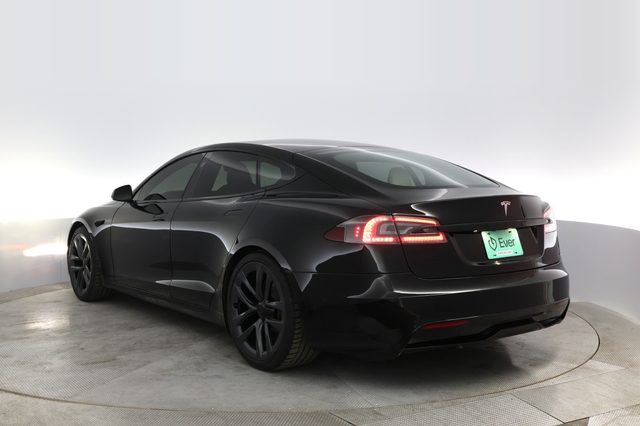 2022 Tesla Model S