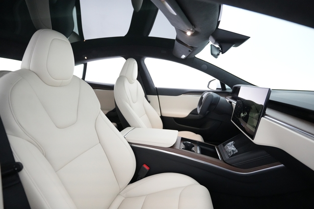 2022 Tesla Model S