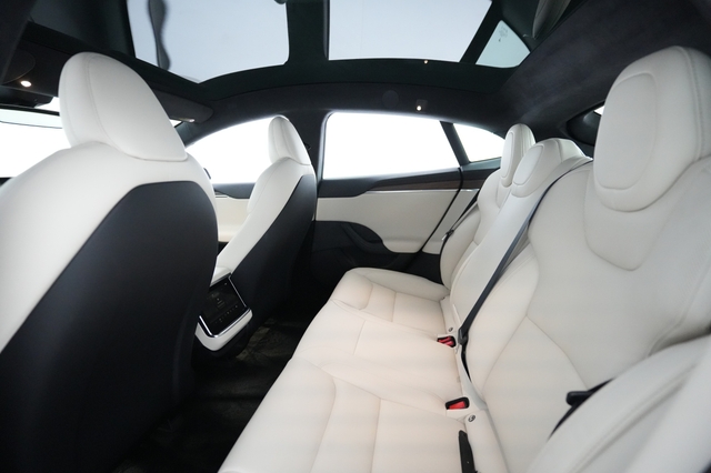 2022 Tesla Model S