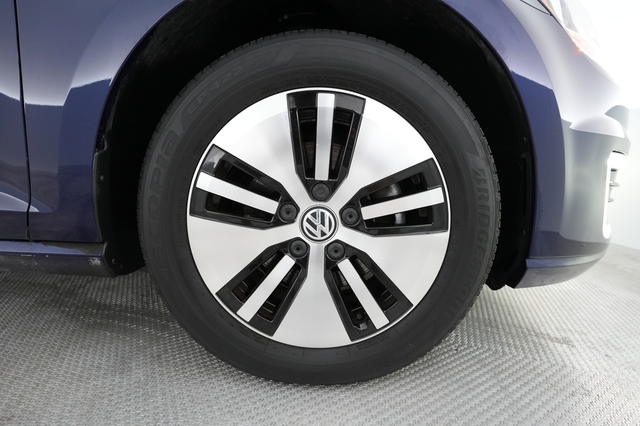 2019 Volkswagen e-Golf