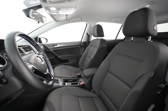 2019 Volkswagen e-Golf