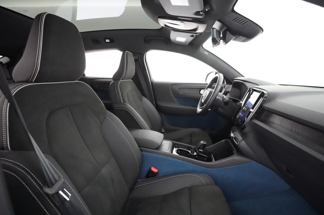 2023 Volvo C40 Recharge