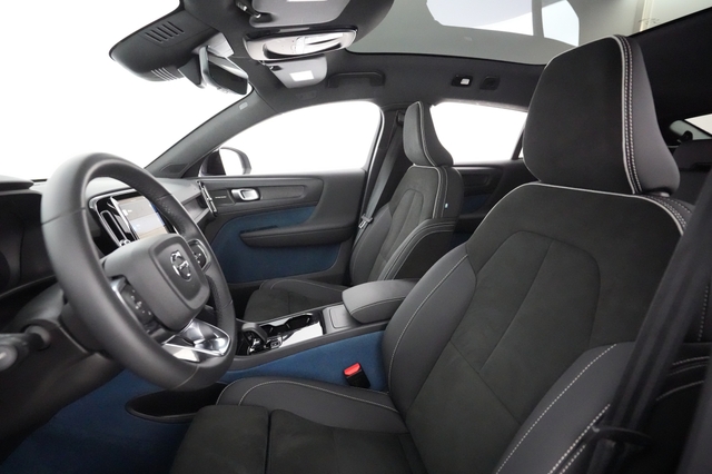 2023 Volvo C40 Recharge