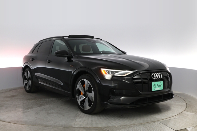 2022 Audi e-tron