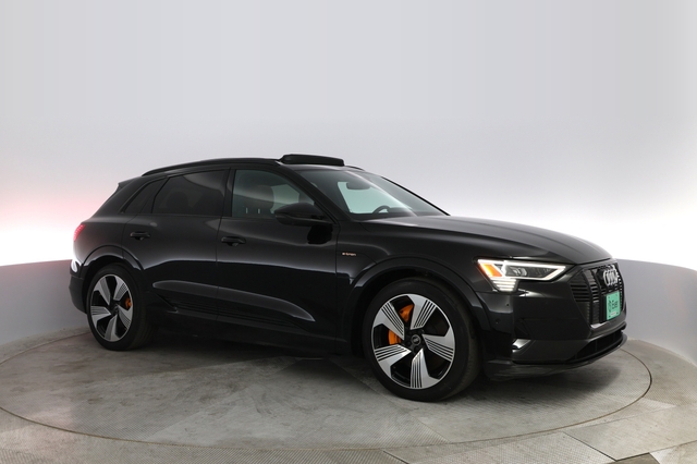 2022 Audi e-tron
