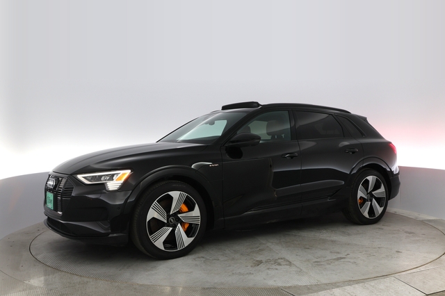 2022 Audi e-tron