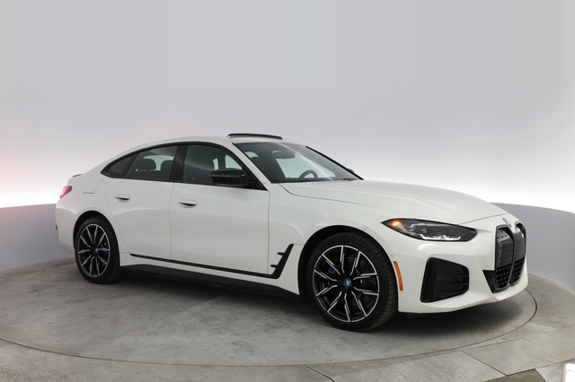 2024 BMW i4
