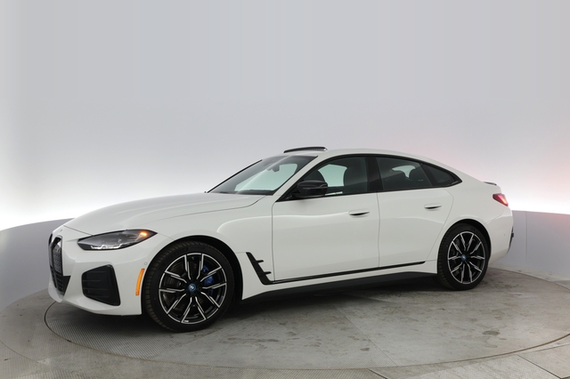 2024 BMW i4