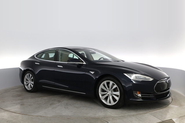 2015 Tesla Model S
