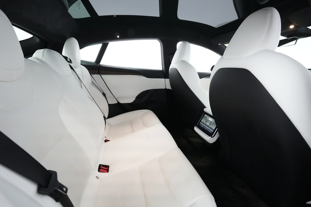 2022 Tesla Model S