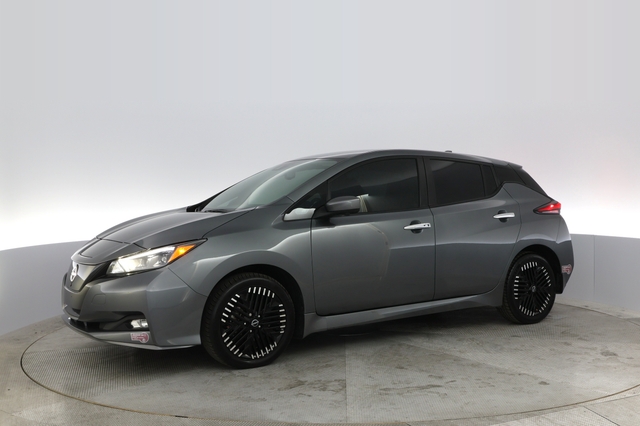 2023 Nissan LEAF