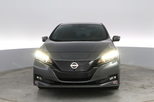 2023 Nissan LEAF