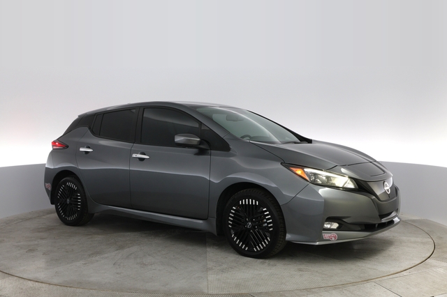 2023 Nissan LEAF