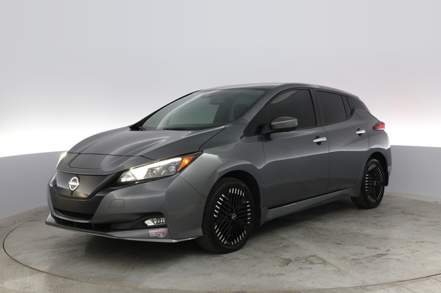 2023 Nissan LEAF