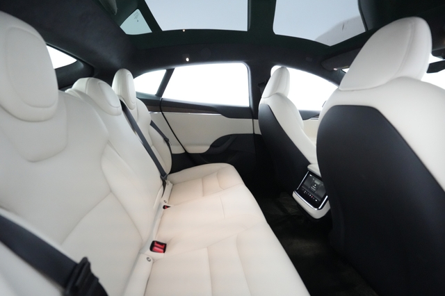 2022 Tesla Model S