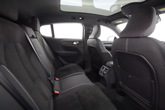 2023 Volvo C40 Recharge