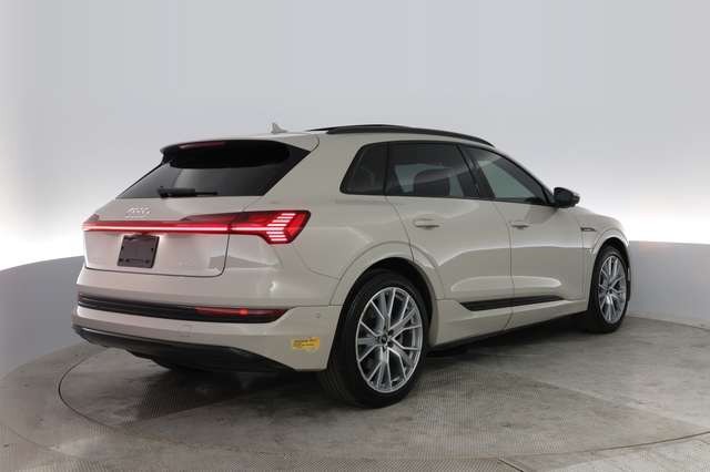 2021 Audi e-tron