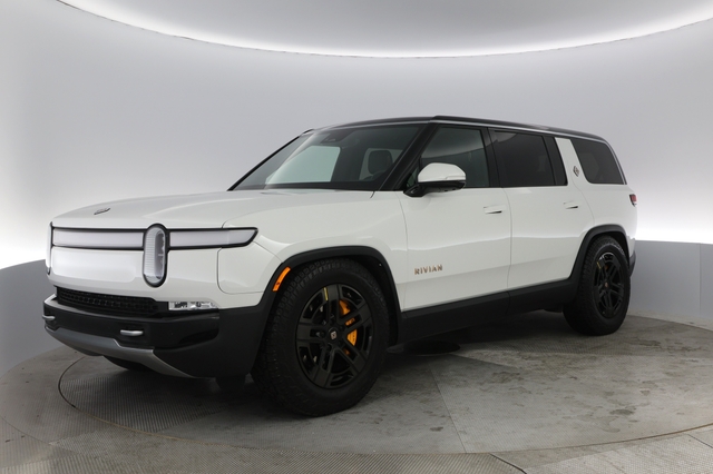 2023 Rivian R1S