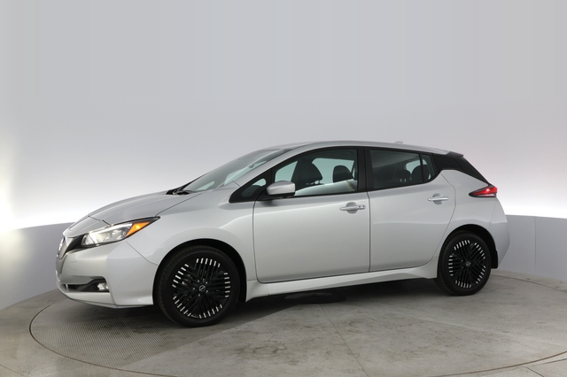 2024 Nissan LEAF