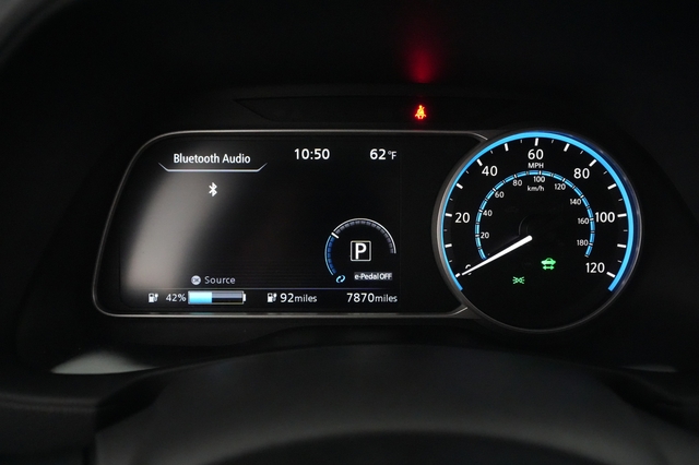 2024 Nissan LEAF