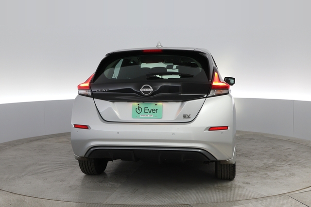 2024 Nissan LEAF