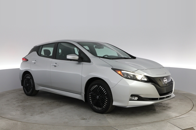 2024 Nissan LEAF