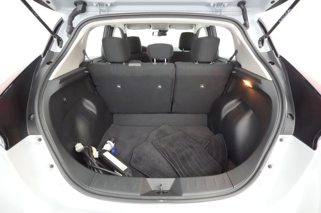 2024 Nissan LEAF